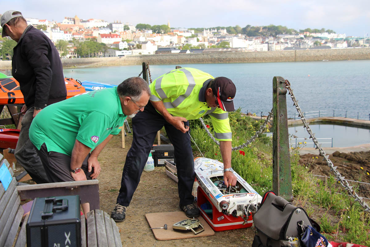 GUERNSEY A-X ENDURANCE RACE