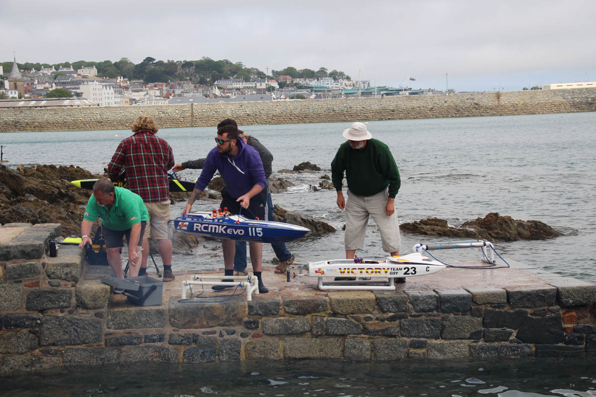 GUERNSEY A-X ENDURANCE RACE