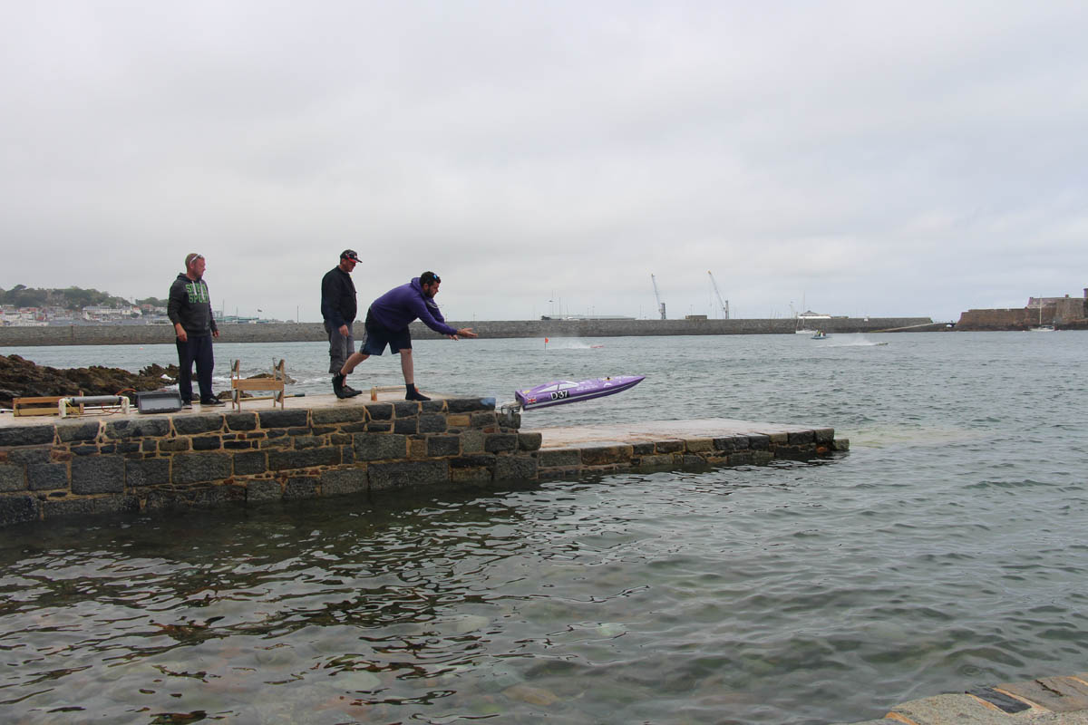 GUERNSEY A-X ENDURANCE RACE