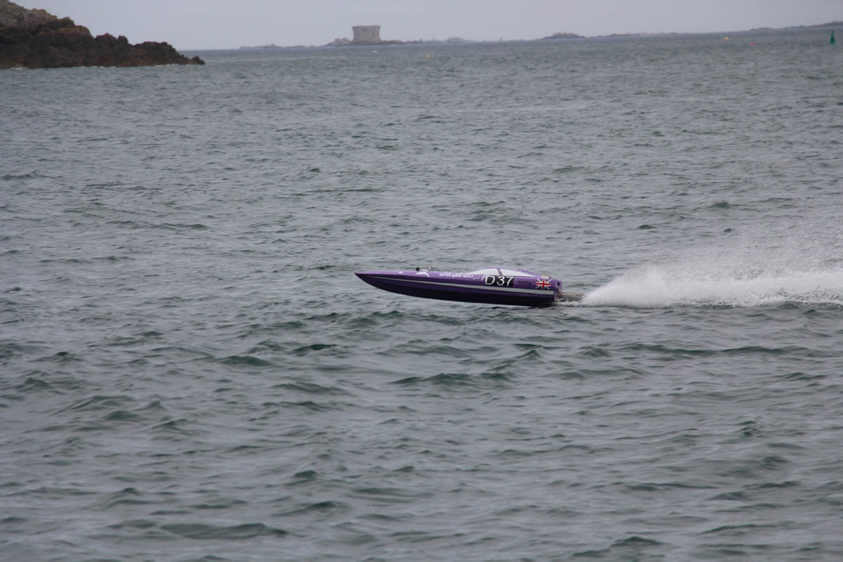 GUERNSEY A-X ENDURANCE RACE