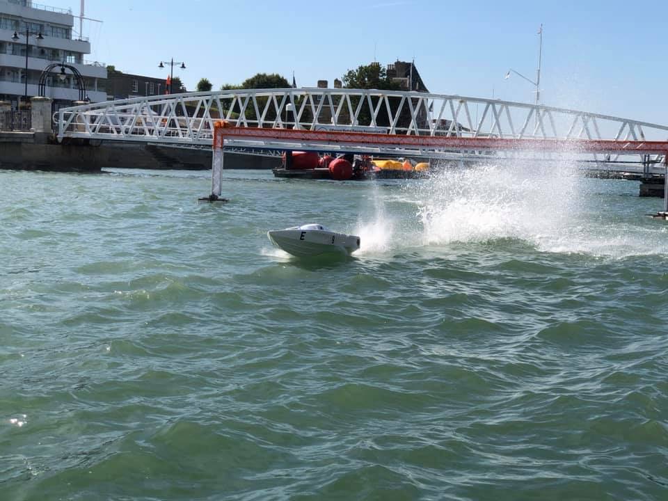 COWES IOW A-X SHOOTOUT RACE AND HEAT 1